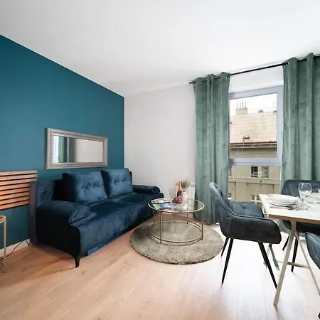 Cavallo Deluxe Xl City Center
